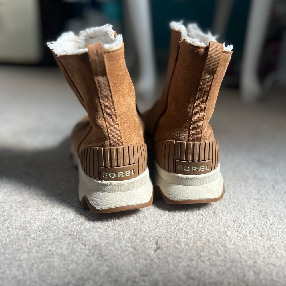 Sorel Kinetic Short Sneaker Brown Waterproof Suede Women’s 8 - Picture 3 of 6